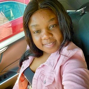 Meet your Posher, Foluke